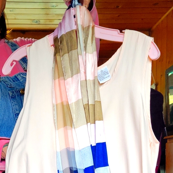 Size 10 -3 piece set. chiffon sleeveless top, accent scarf and pleated skirt - Picture 1 of 4